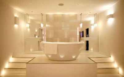 С комфортным светом ванная становится комнатой удовольствий