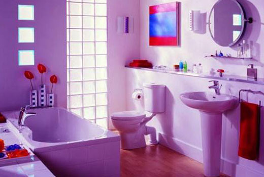 Краска подходящая для ванной комнаты - водоэмульсионка.