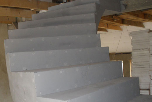 Ремонт бетонной лестницы - цементным раствором или смолой