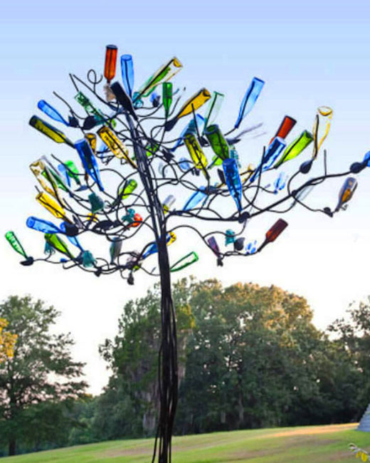 дерево из пластиковых бутылок 