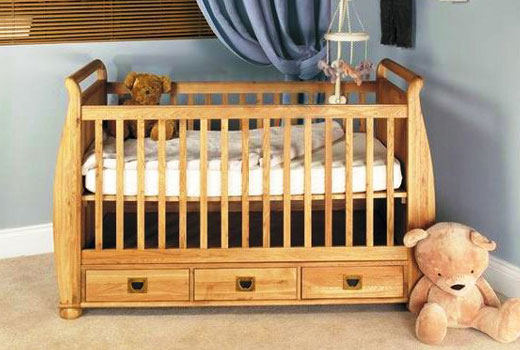 кроватка деревянная 